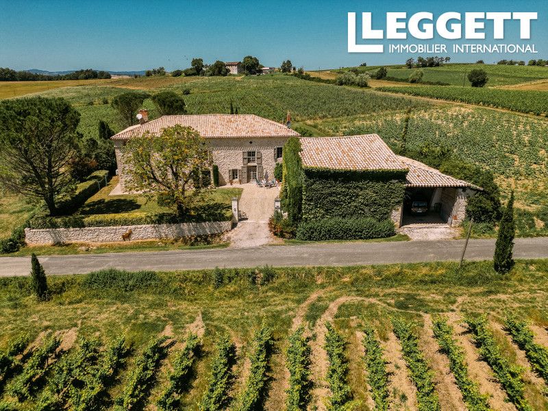 Property photo 3 of 10