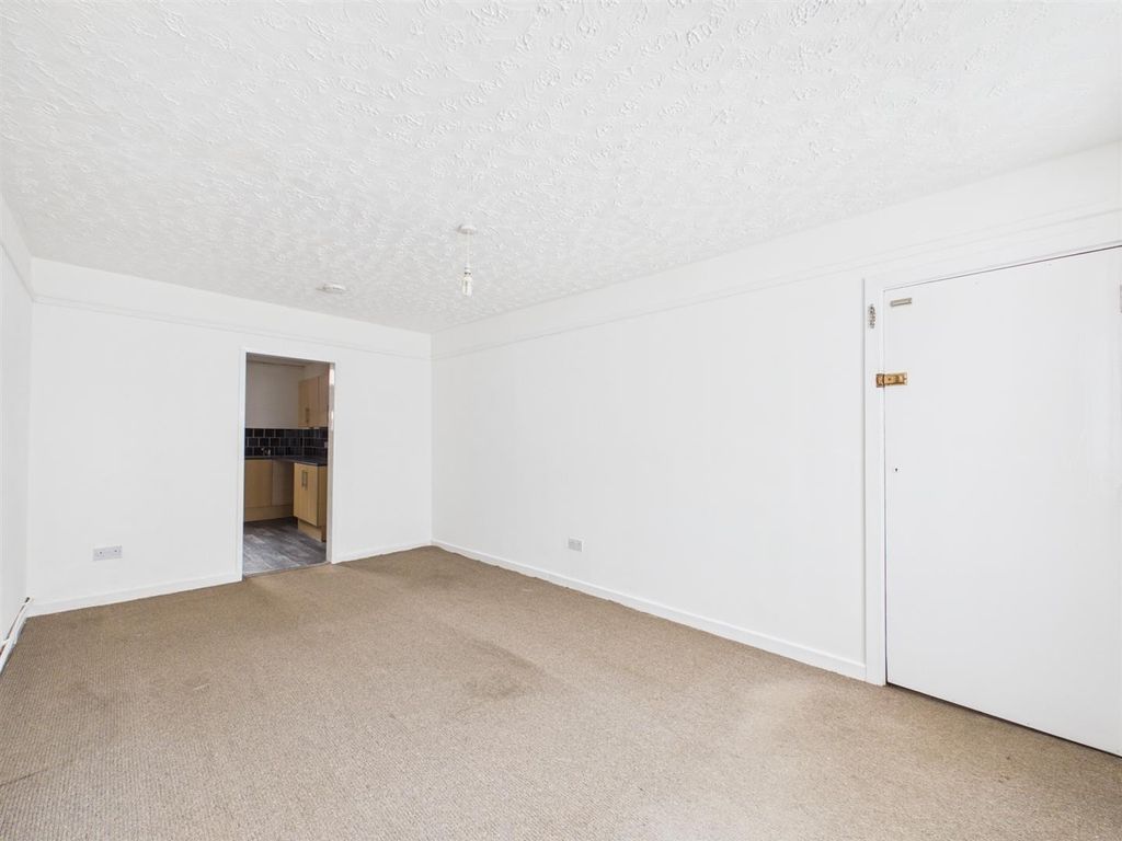 Property photo 3 of 18 Cam03604G0-Pr0375-Still002.Jpg