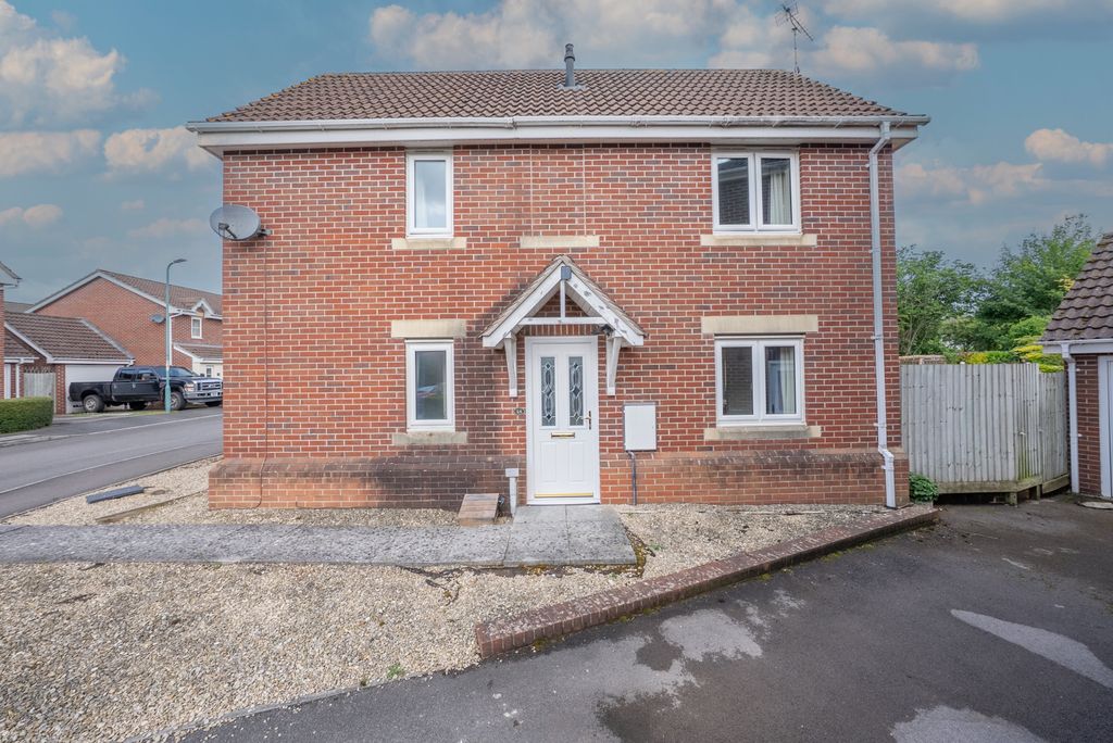 Property photo 1 of 23