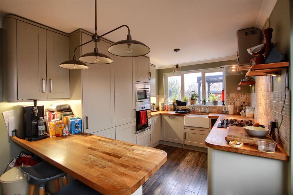 Property photo 3 of 17 Cg7.Jpg