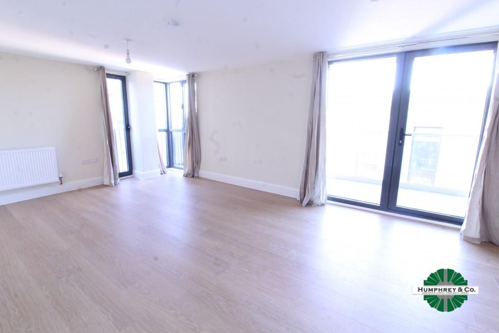 Property photo 2 of 5 5.Jpg