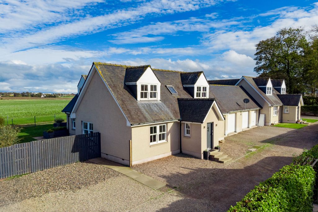 Property photo 1 of 35 Aerial Front