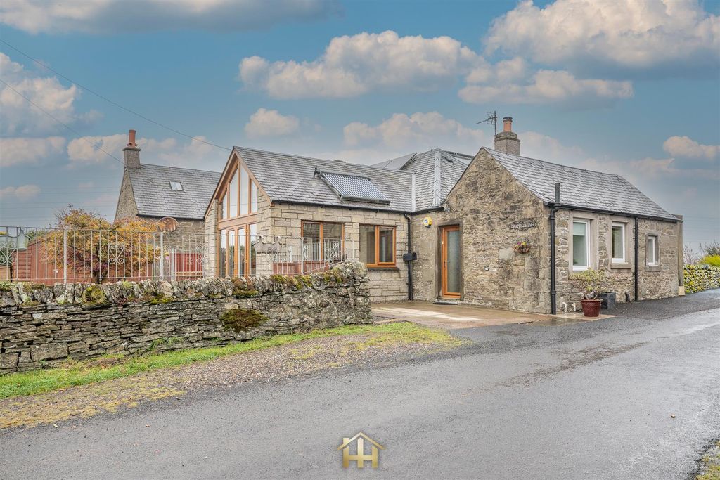 Property photo 1 of 26 Carmetline Cottage Tealing Dd4 0Pt 211025 Edit (30