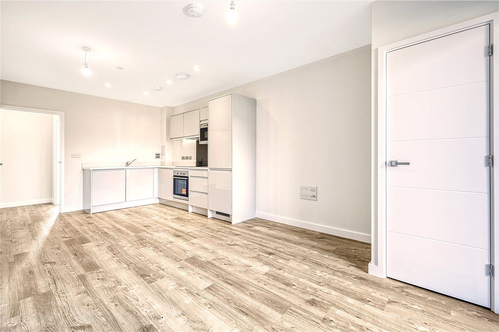 Property photo 2 of 12 Picture No. 03