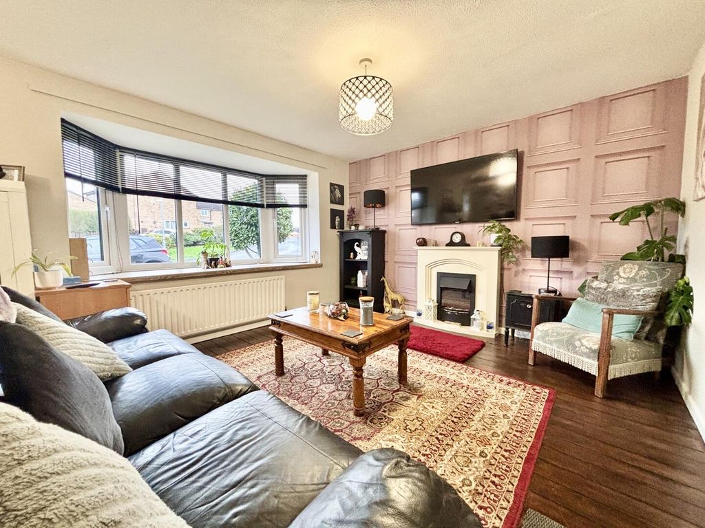 Property photo 2 of 23 Living Room