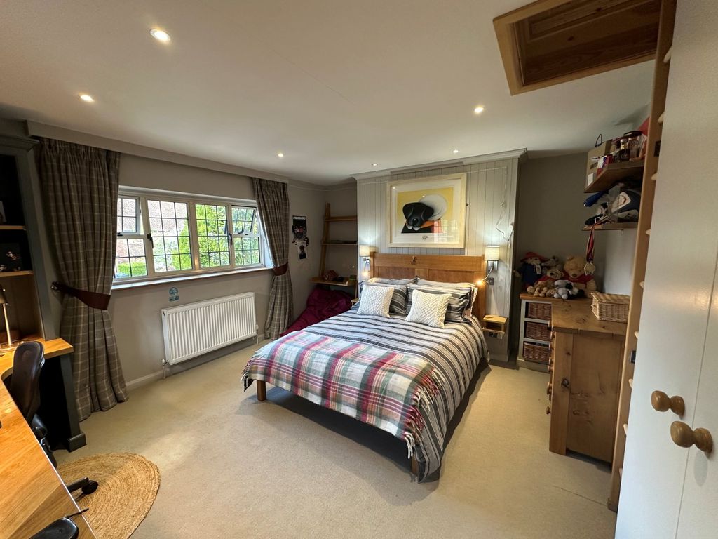 Additional image 19 of 6 bed detached house for saleHogback Wood Road, Beaconsfield, Buckinghamshire HP9