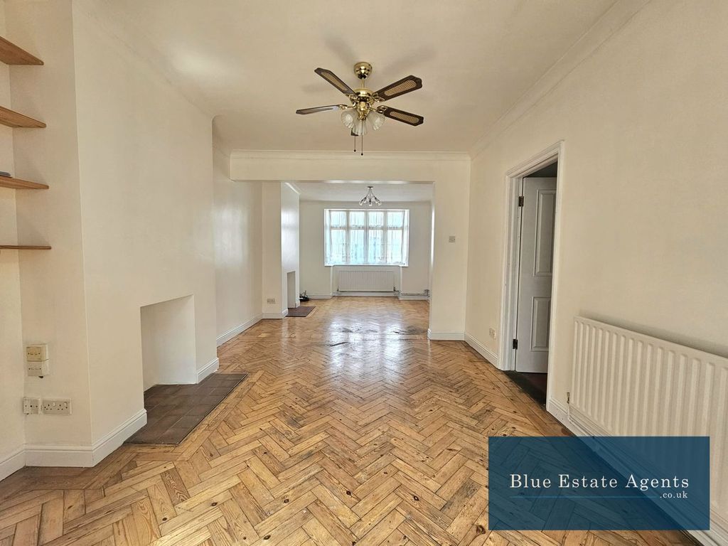 Property photo 3 of 17 Reception Room