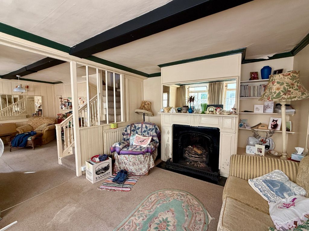 Property photo 2 of 21 Picture No. 25