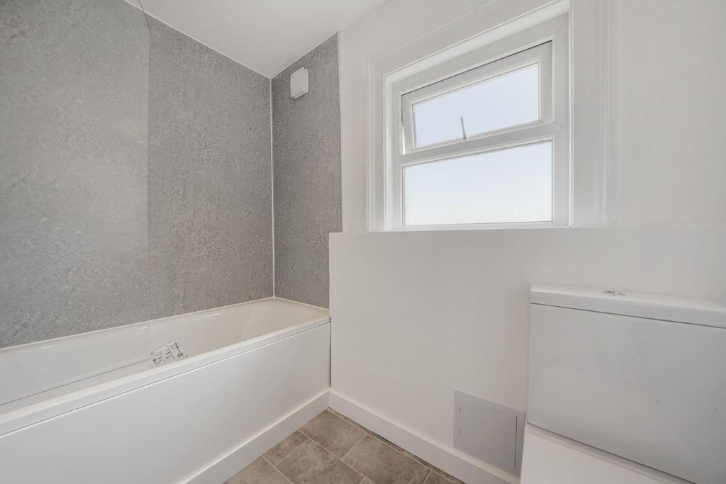 Property photo 3 of 15 1 (10).Jpg