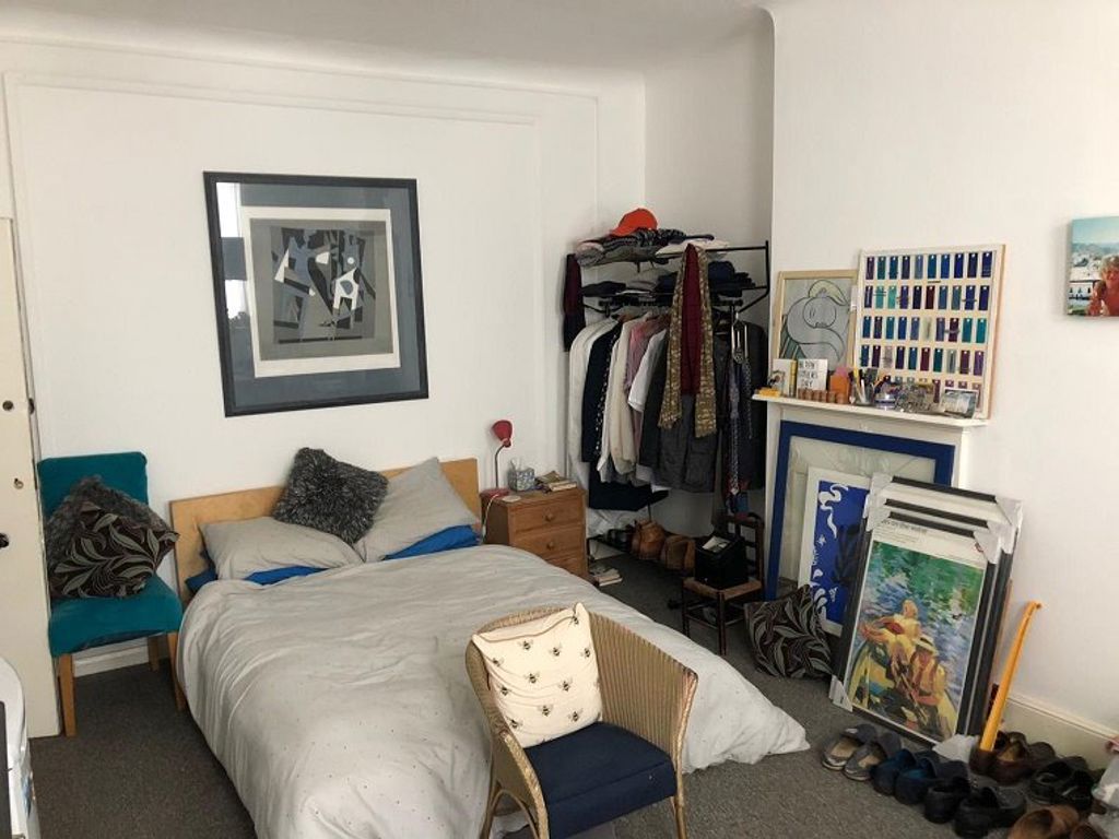 Property photo 2 of 4