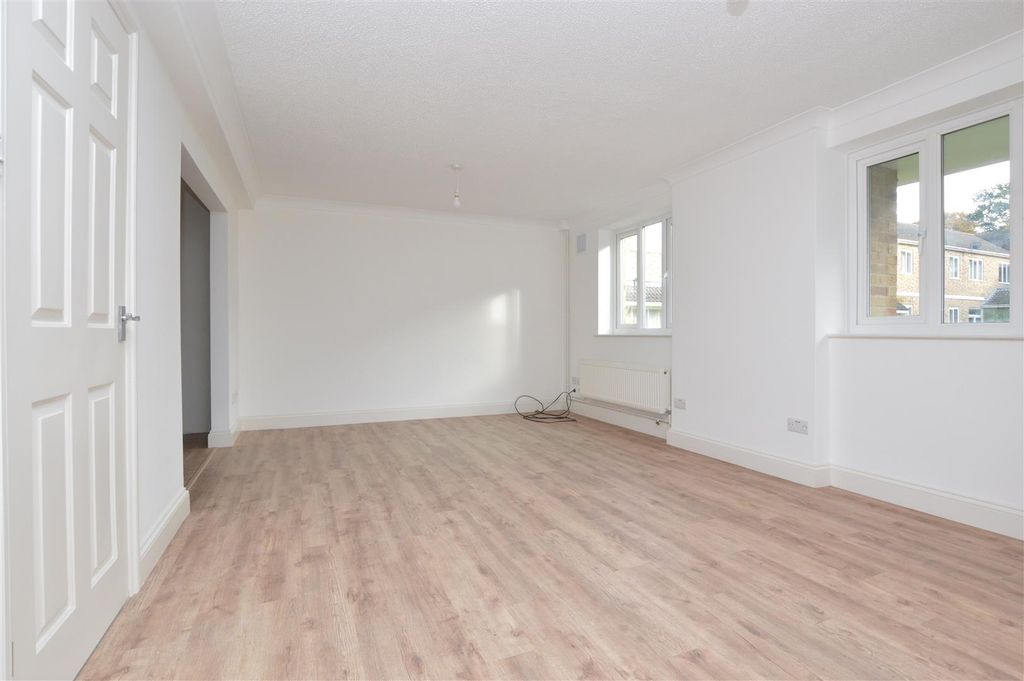 Property photo 2 of 13 Dsc_2168.Jpg