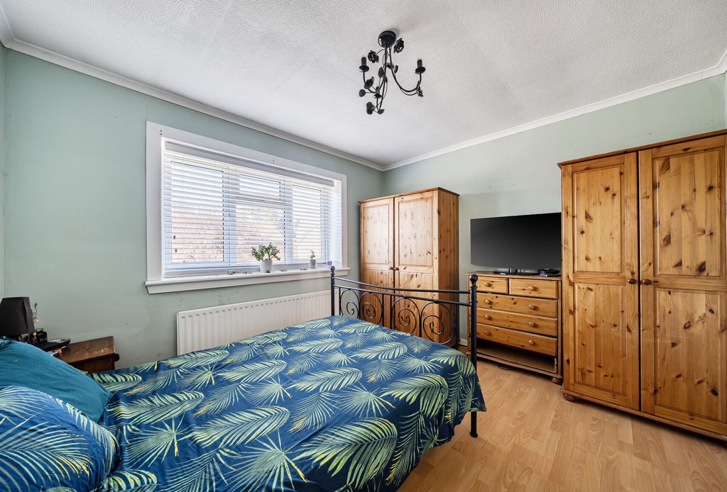 Property photo 3 of 13 1430796-3-69bae6F...