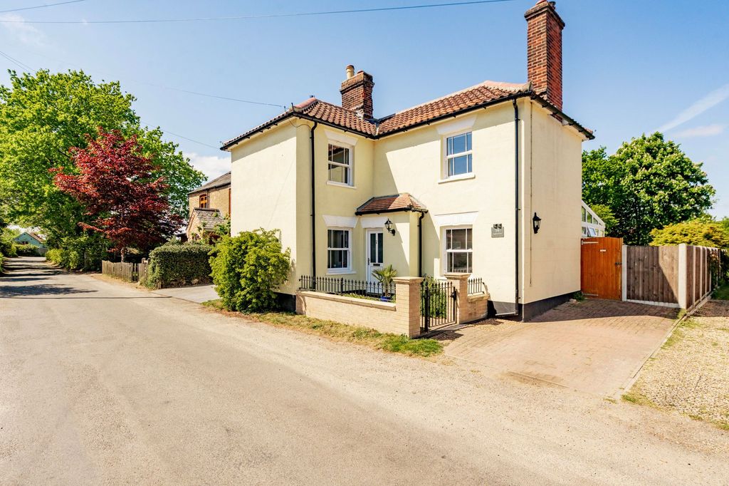Property photo 1 of 24