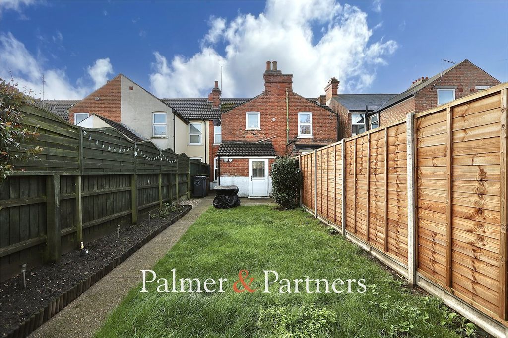 Property photo 2 of 20 Picture No. 02