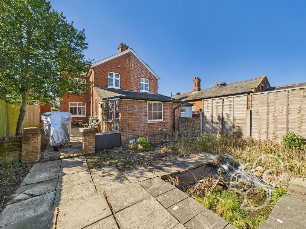 Property photo 1 of 37 Cam05287G0-Pr0007-Still047.Jpg