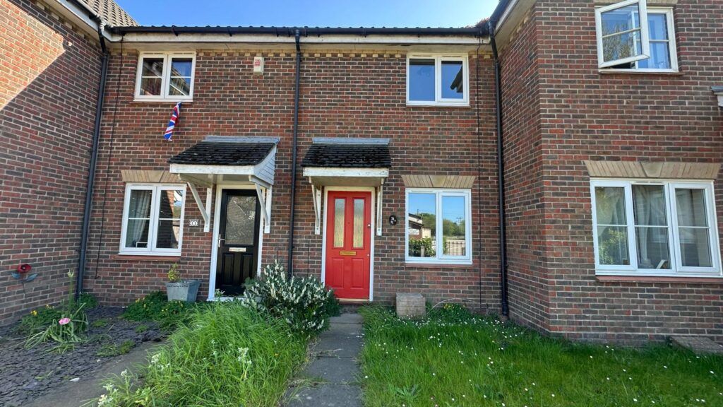 Property photo 1 of 9