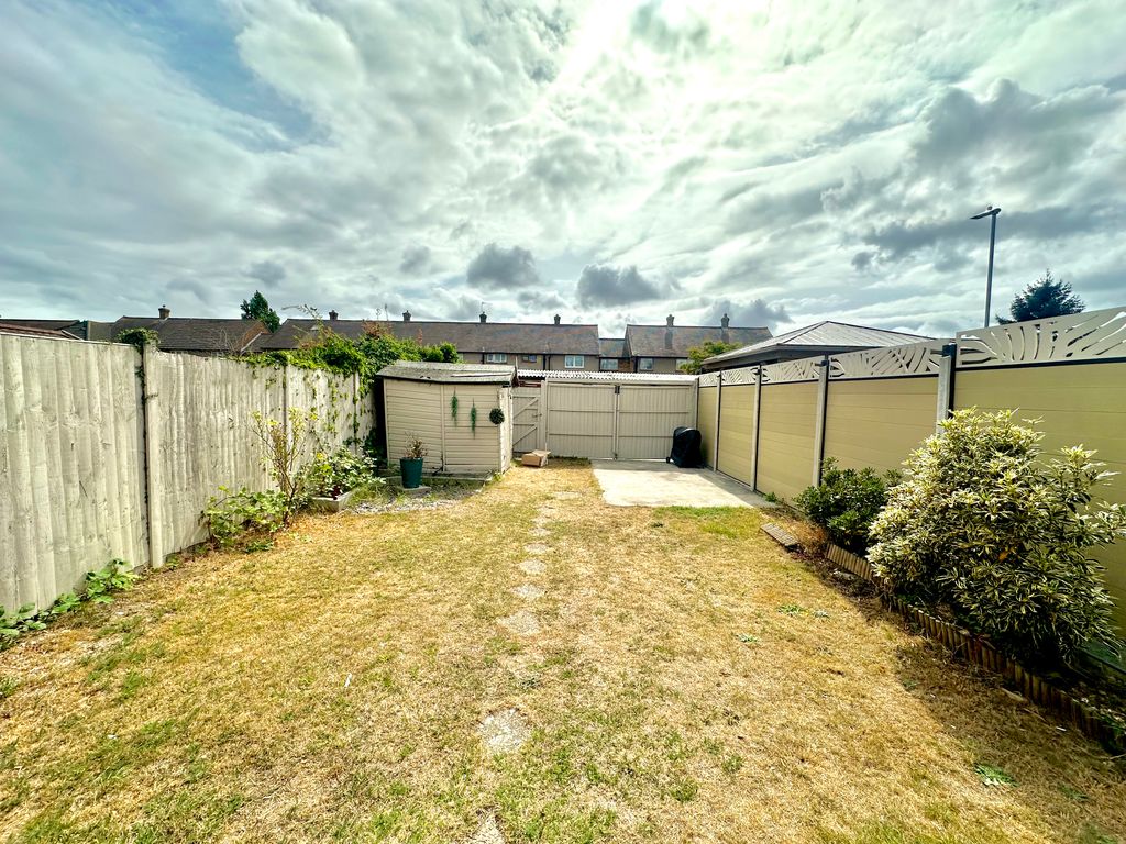 Property photo 3 of 11