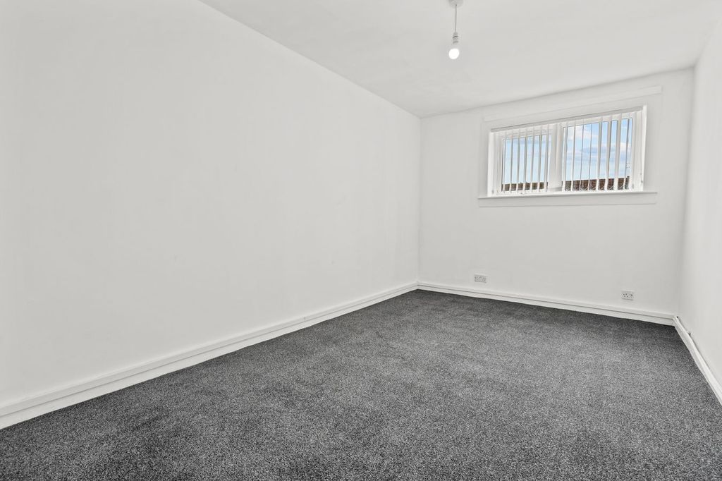 Additional image 13 of 2 bed flat for saleWallace Court, Grangemouth FK3