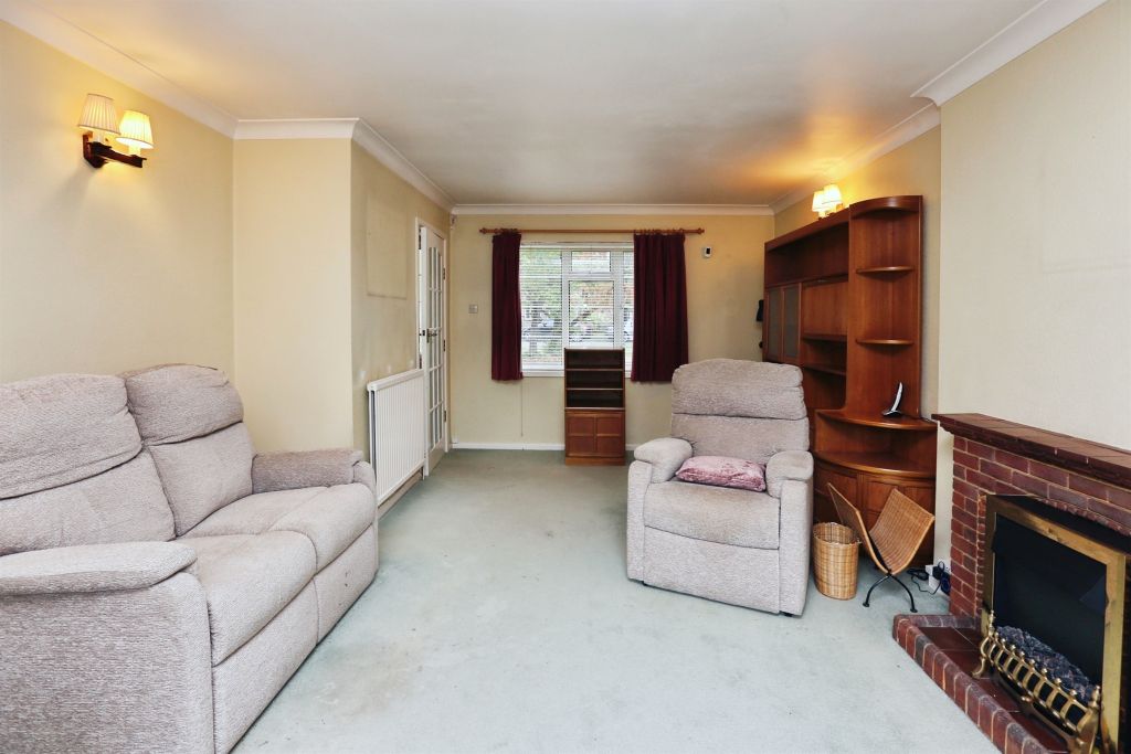 Property photo 2 of 14