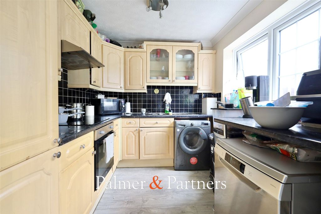 Property photo 2 of 11 Picture No. 06