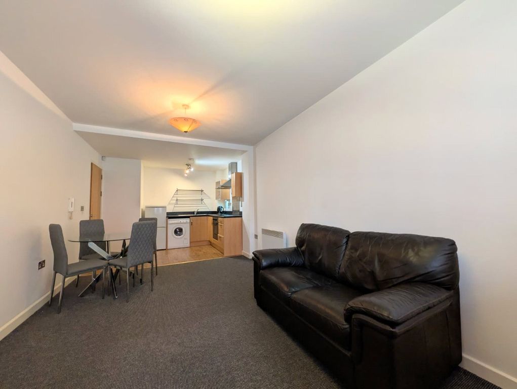 Property photo 1 of 6 Picture No. 10