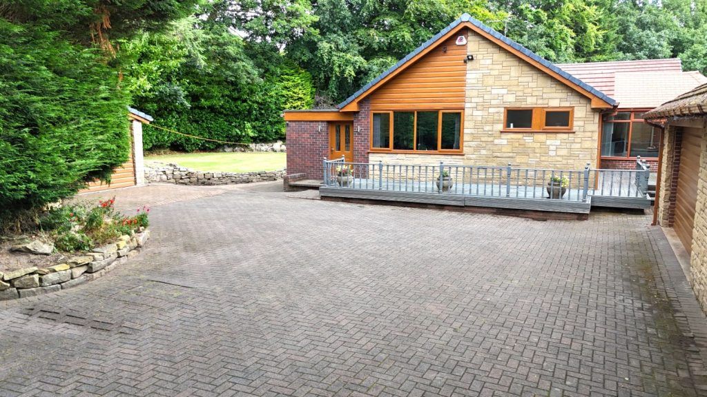 Property photo 1 of 58