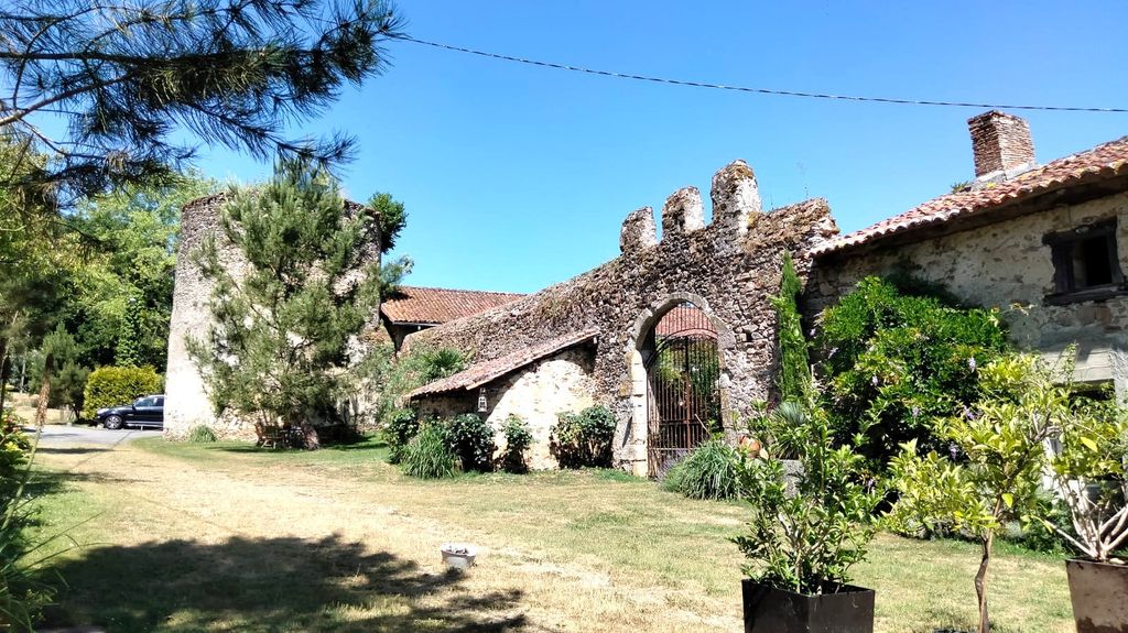 Property photo 1 of 26