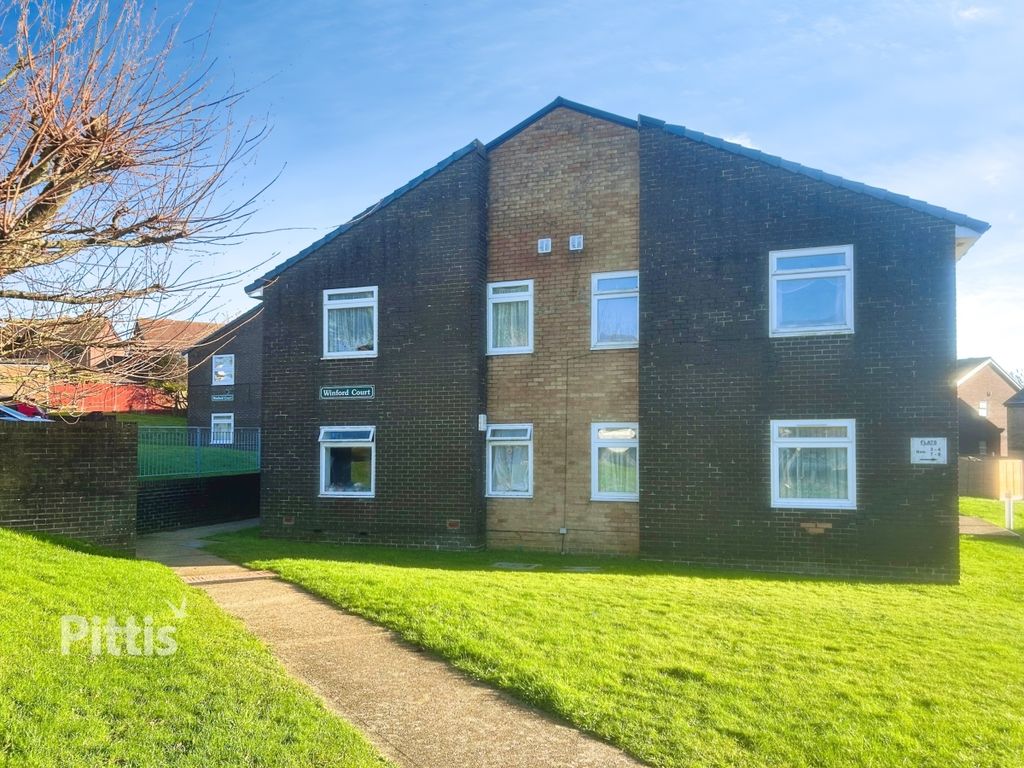 Property photo 1 of 2