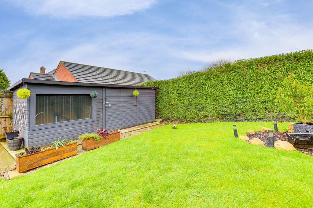 Additional image 30 of 5 bed detached house for salePark Drive, Ilkeston DE7