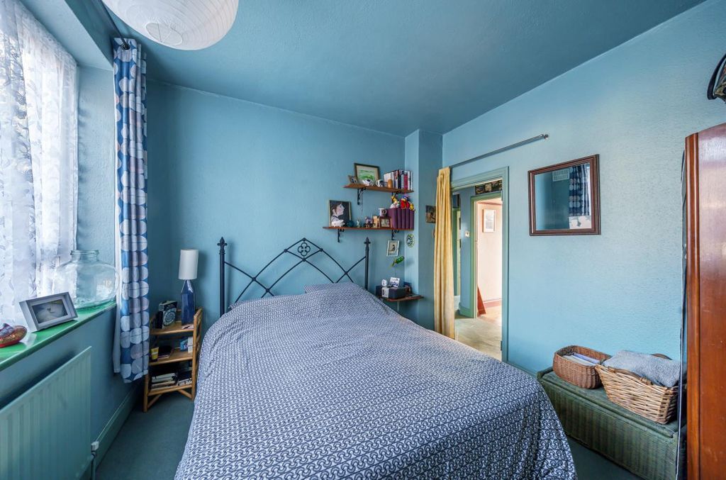 Property photo 3 of 12 Bedroom 2A.Jpg