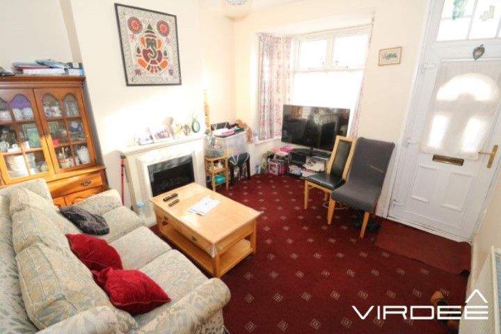 Property photo 2 of 16