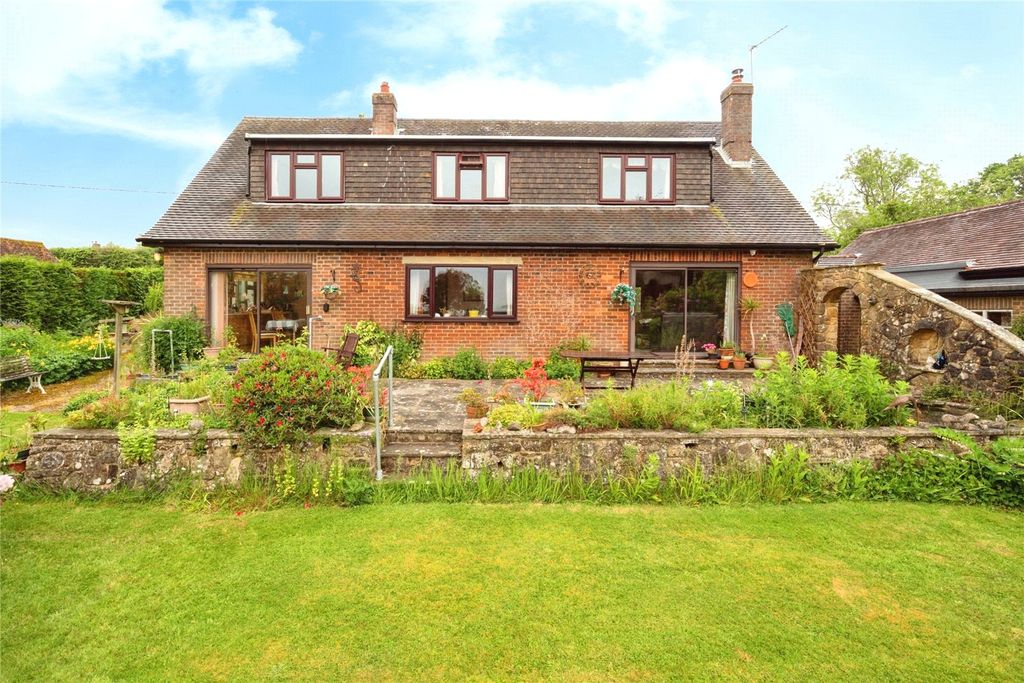 Property photo 2 of 14 Picture No. 13