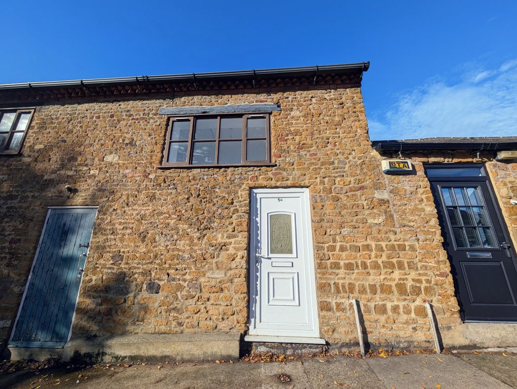 Property photo 1 of 9