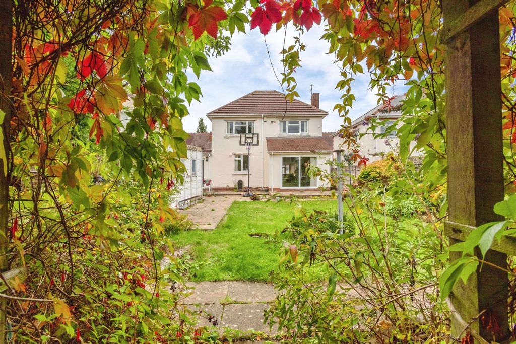 Property photo 2 of 18