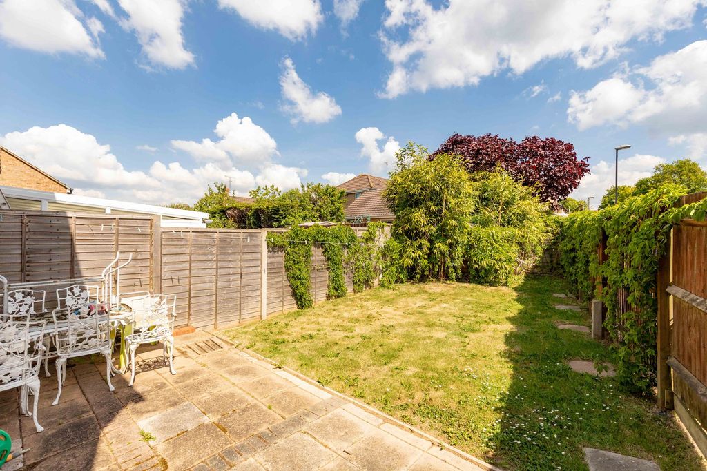 Property photo 2 of 18