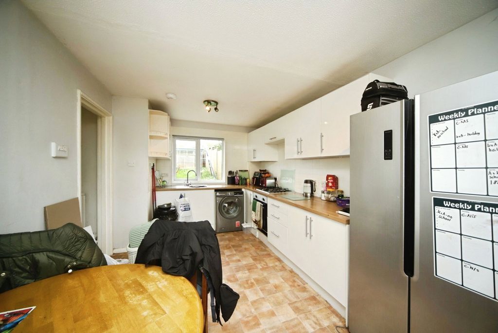 Property photo 3 of 14 Picture No. 06