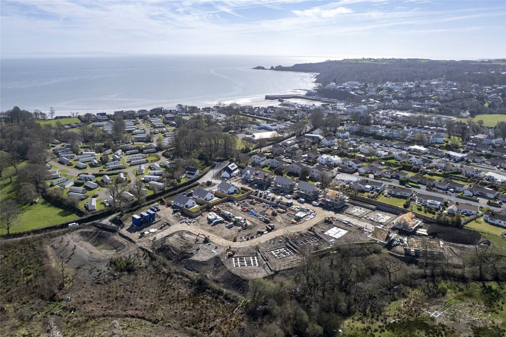 Property photo 2 of 8 Nant Y Dderwen