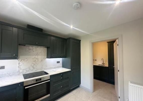 Property photo 2 of 13 Image