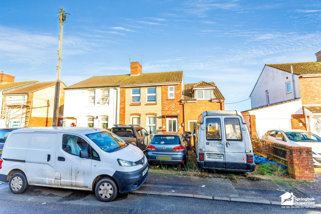 Property photo 1 of 14 Front View