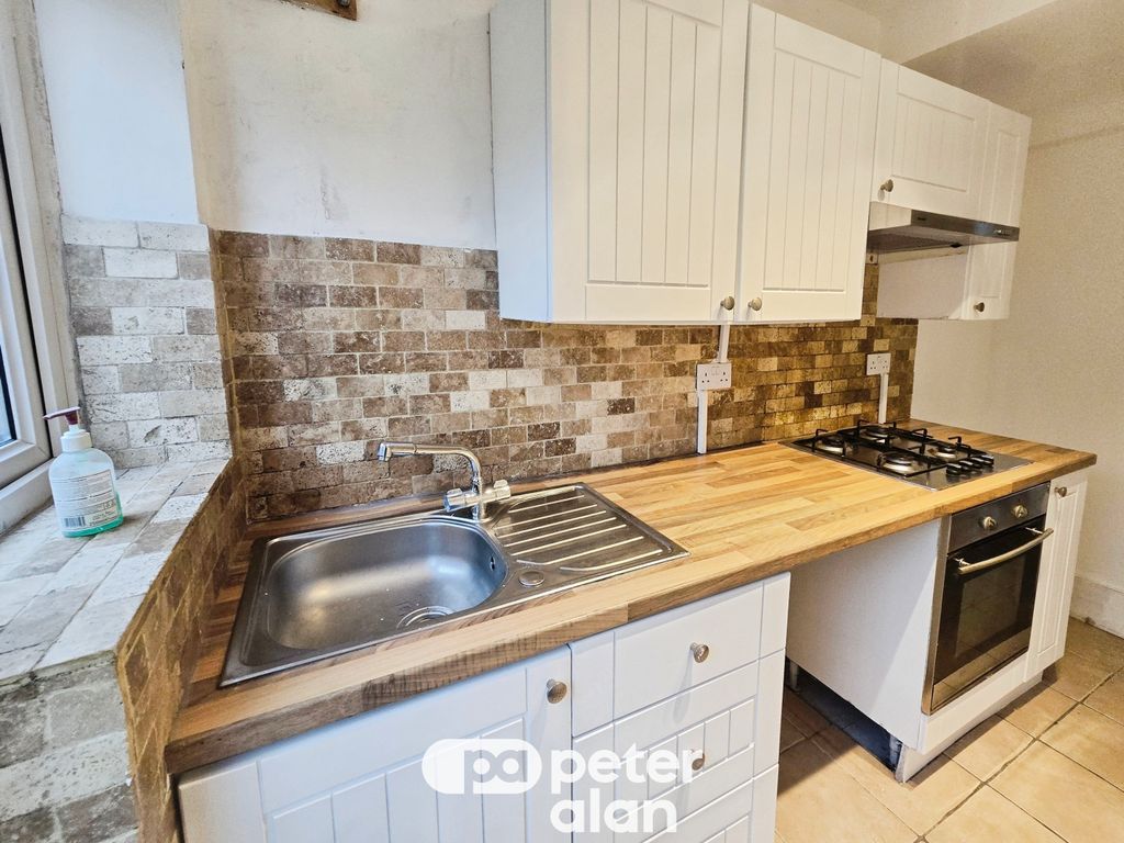 Property photo 3 of 16 Living Room