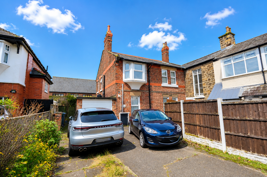 Property photo 1 of 23