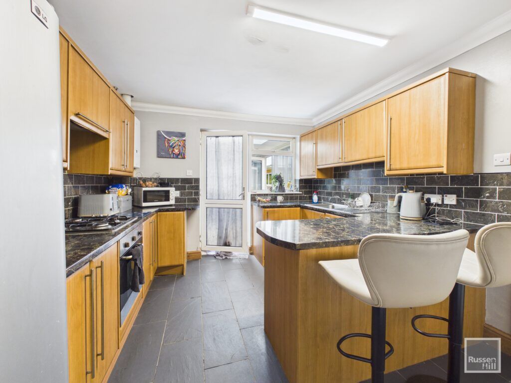Property photo 2 of 24