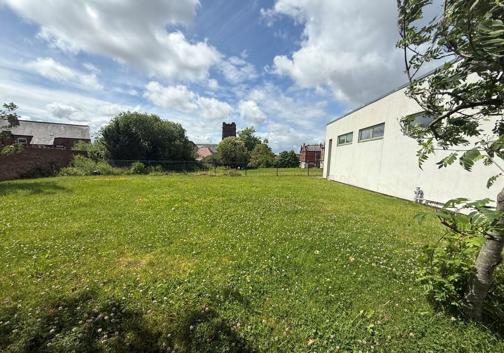 Property photo 1 of 4