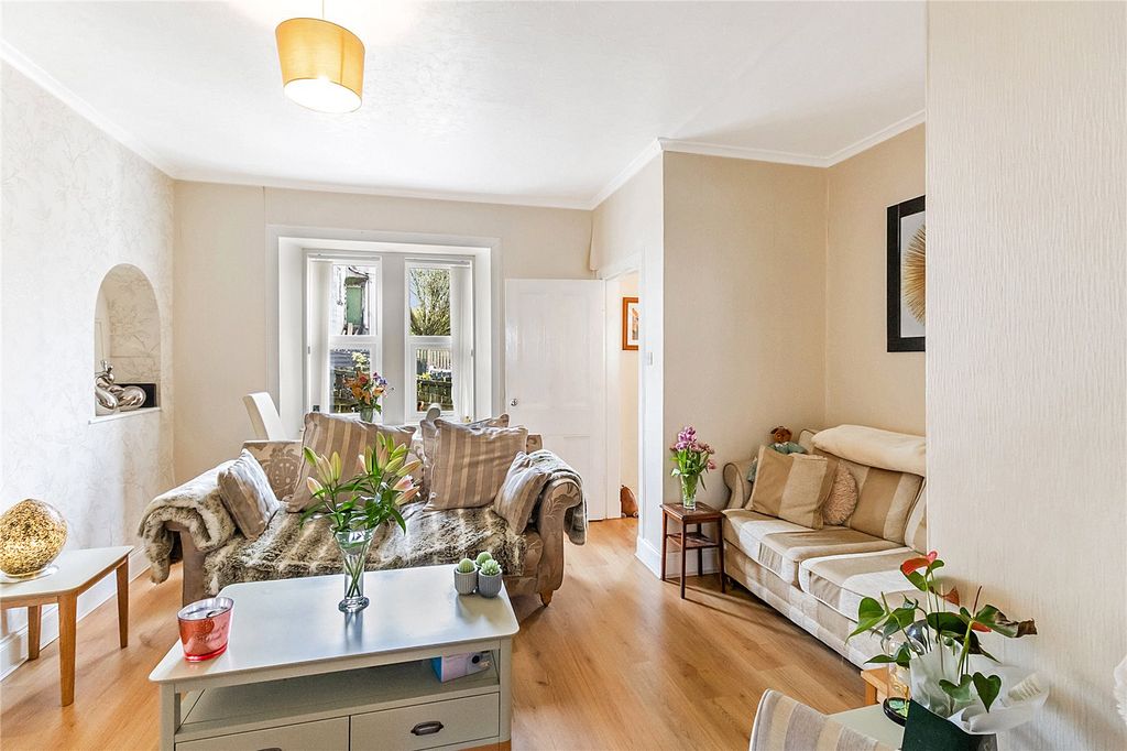 Property photo 3 of 15 Picture No. 04