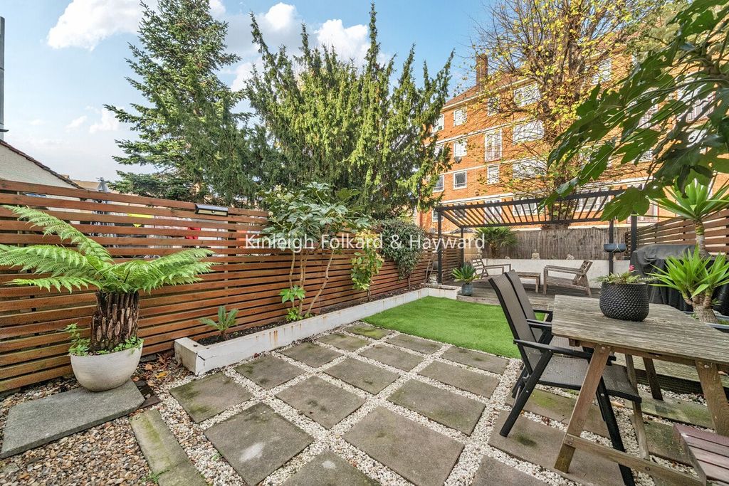 Property photo 2 of 10 Picture No. 04