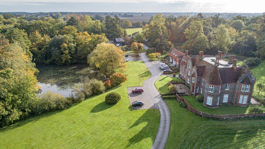 Property photo 2 of 28 Dji_0008.Jpg