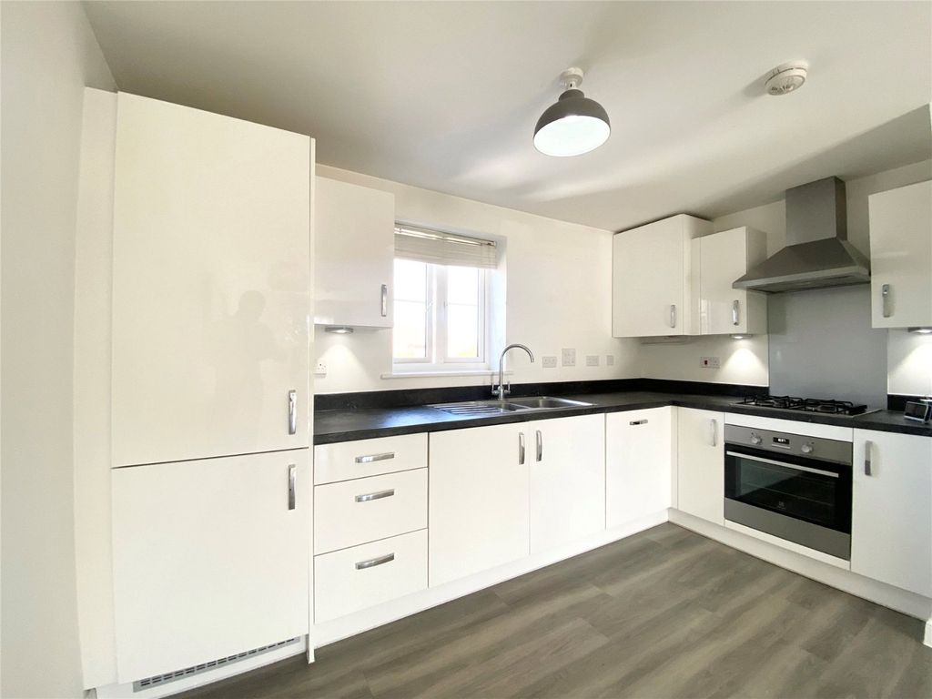 Property photo 2 of 8 Picture No. 04