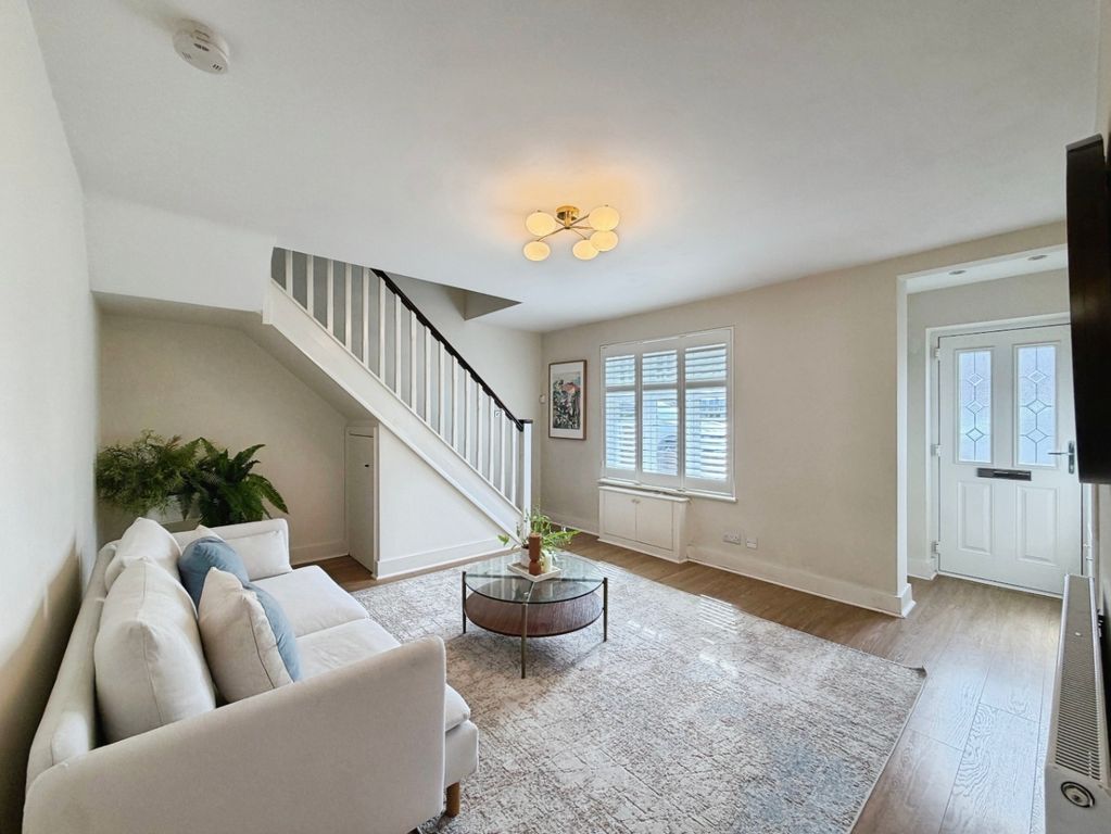 Property photo 3 of 15 5370083
