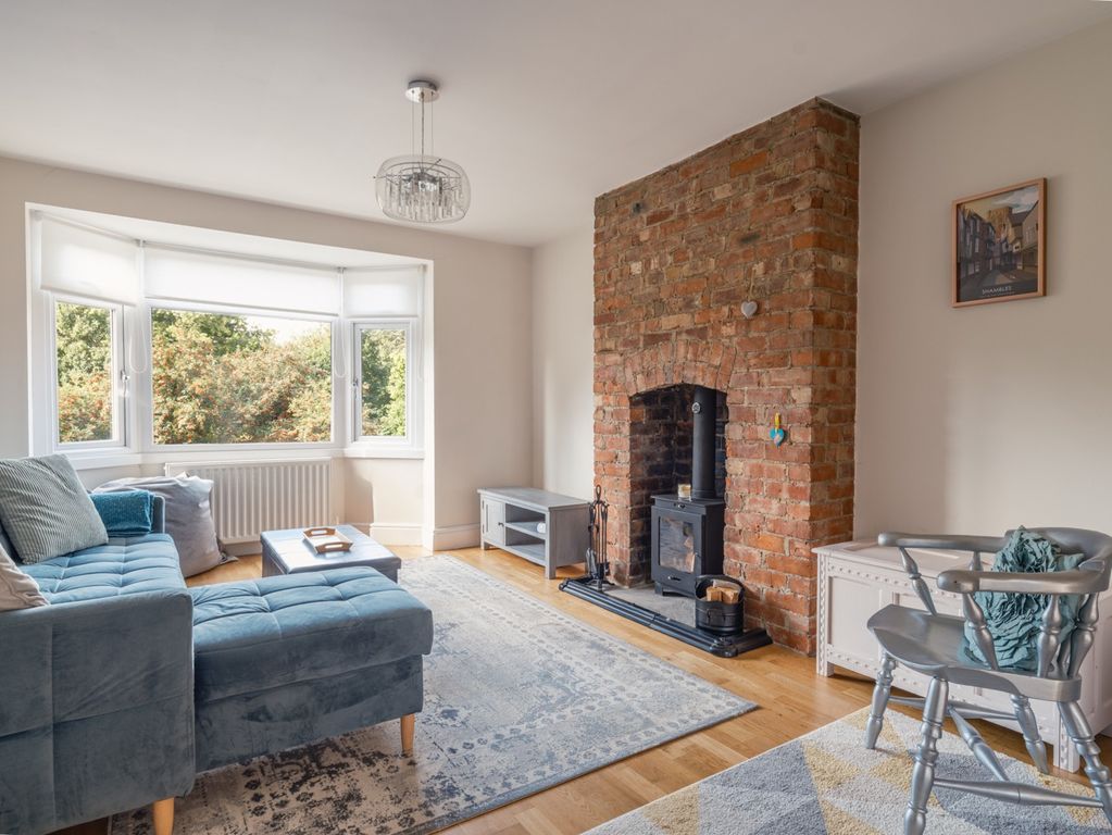Property photo 1 of 19 5552700