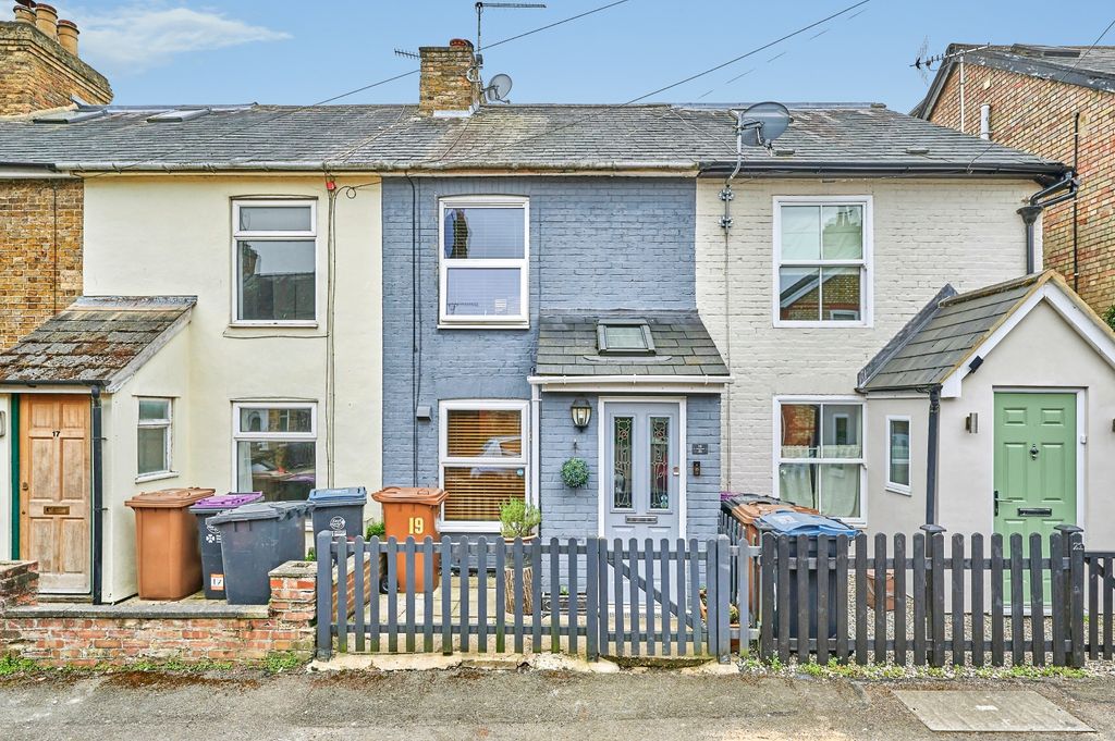 Property photo 1 of 17 Front View